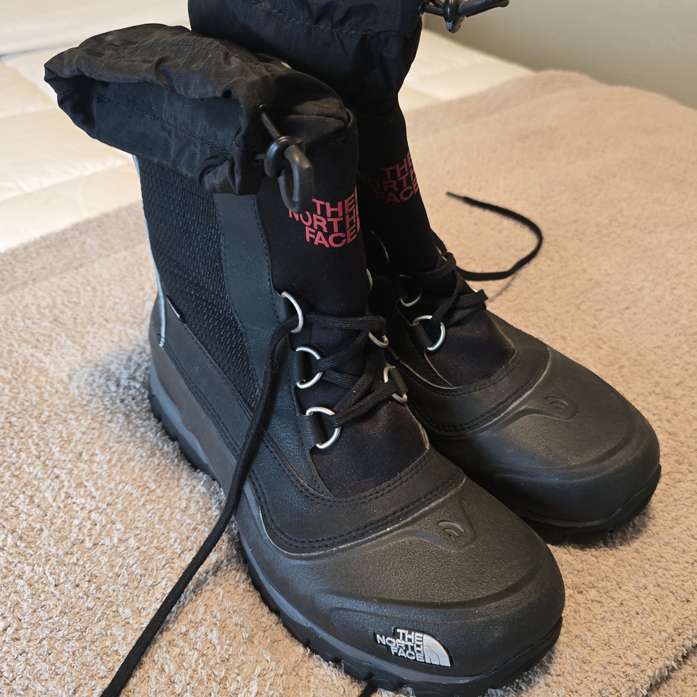 The North Face Black Winter Snow Boots
